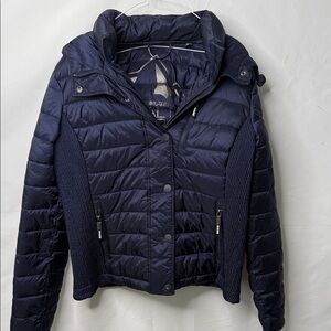 The original fugi superset Great warm blue puffer jacket sz Small